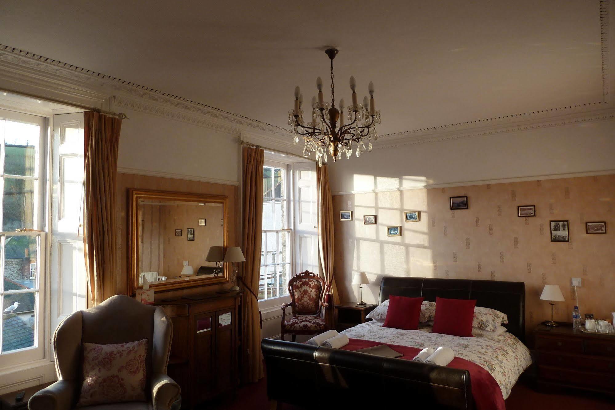Buckingham House Bed & Breakfast Mevagissey Bagian luar foto