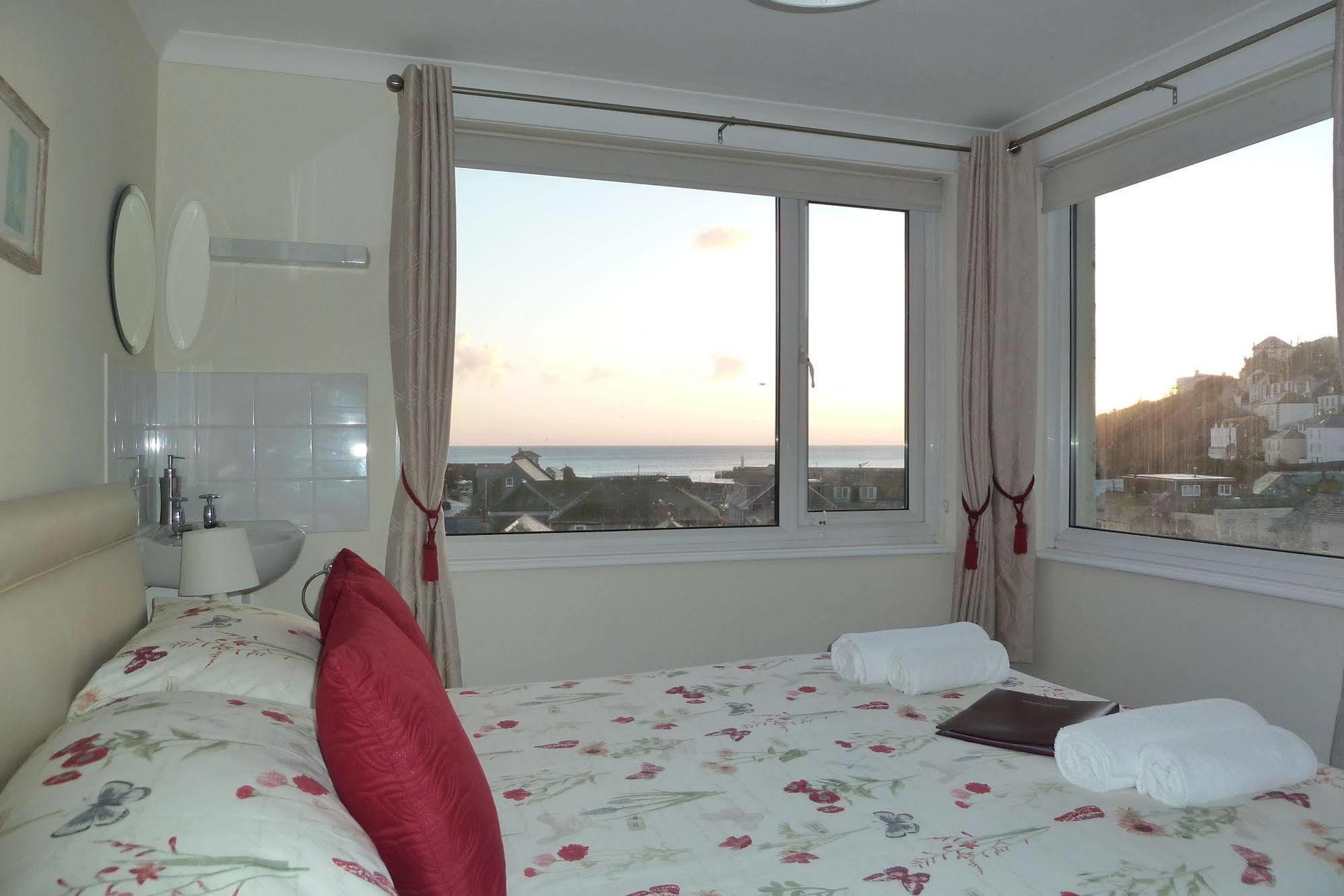 Buckingham House Bed & Breakfast Mevagissey Bagian luar foto